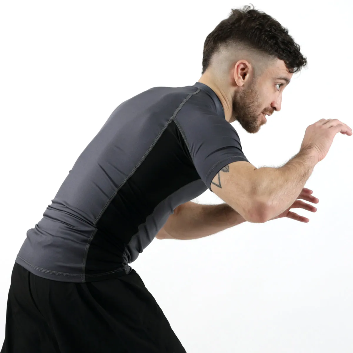 93brand Standard Issue S/S Rash Guard 2-PACK (Black, Smoke Grey)