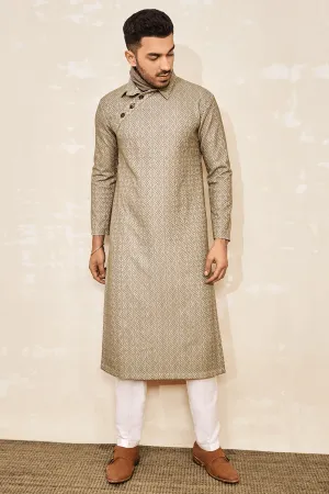 Green Jacquard Kurta with Off-white Trousers