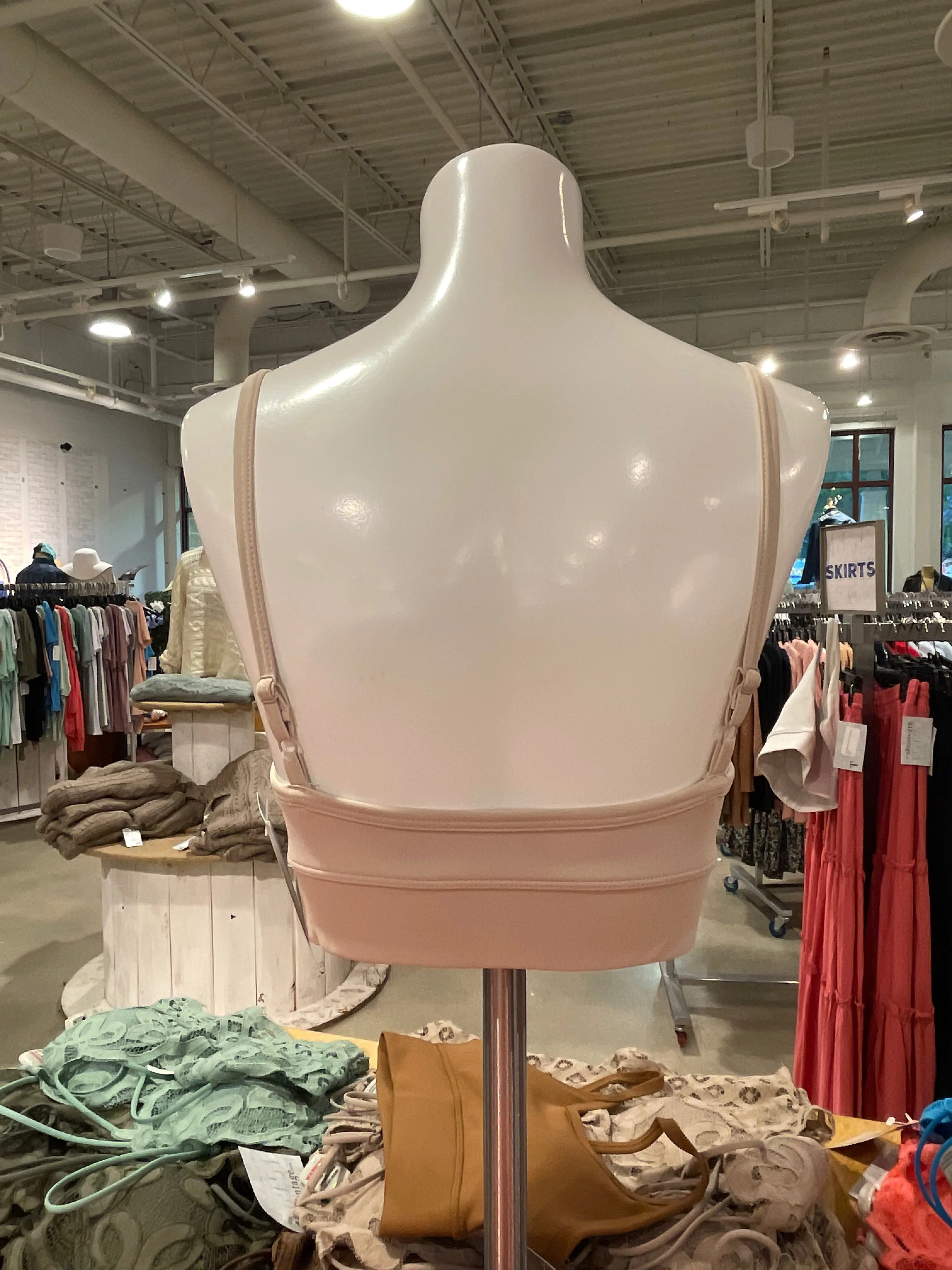 Josey Active Top in Beige