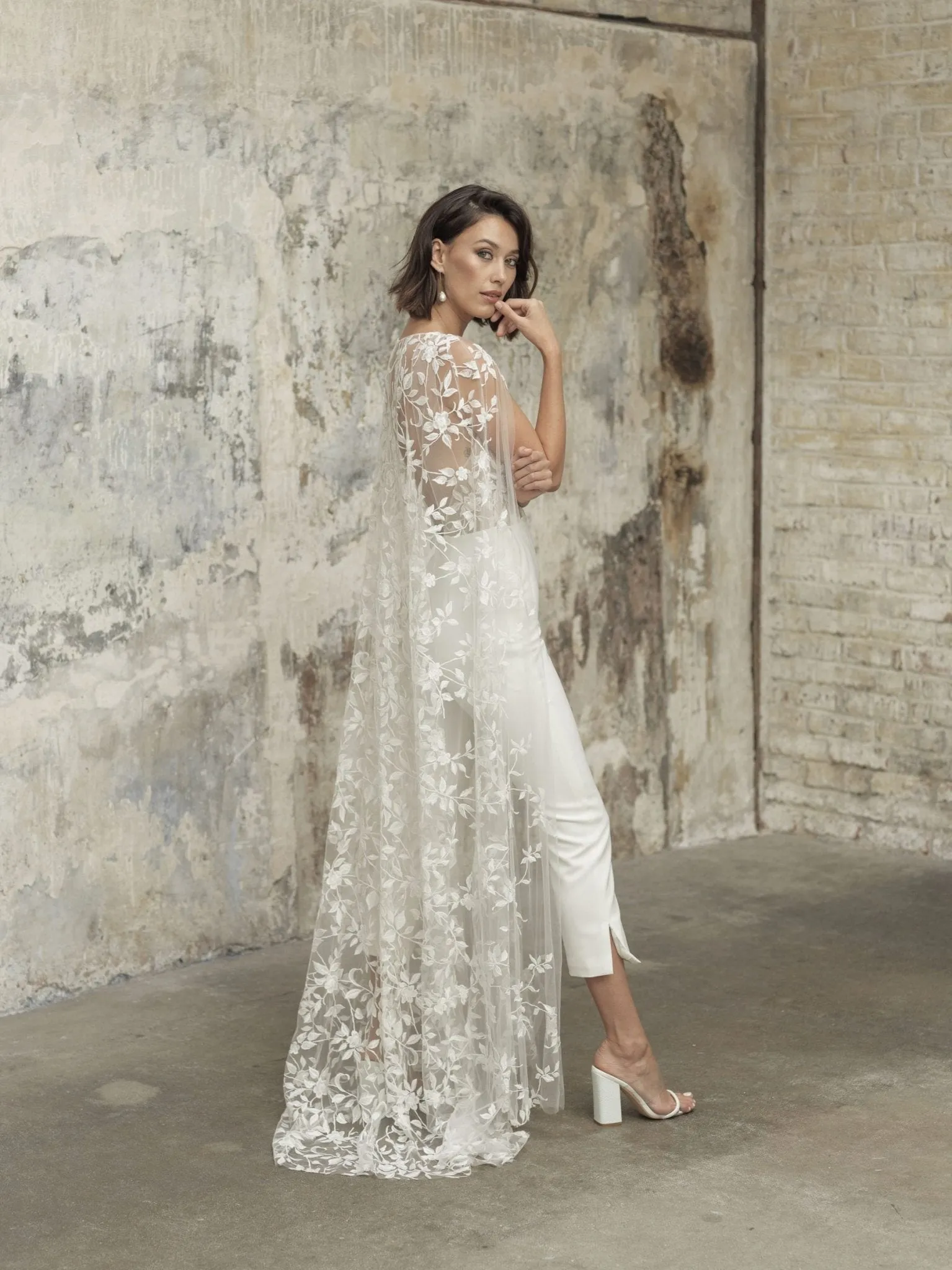 NumberSea 2024 Wedding Jumpsuit With Cape Beach Wedding Dresses V Neck Tea Length Lace Bridal Outfit Wedding Gowns