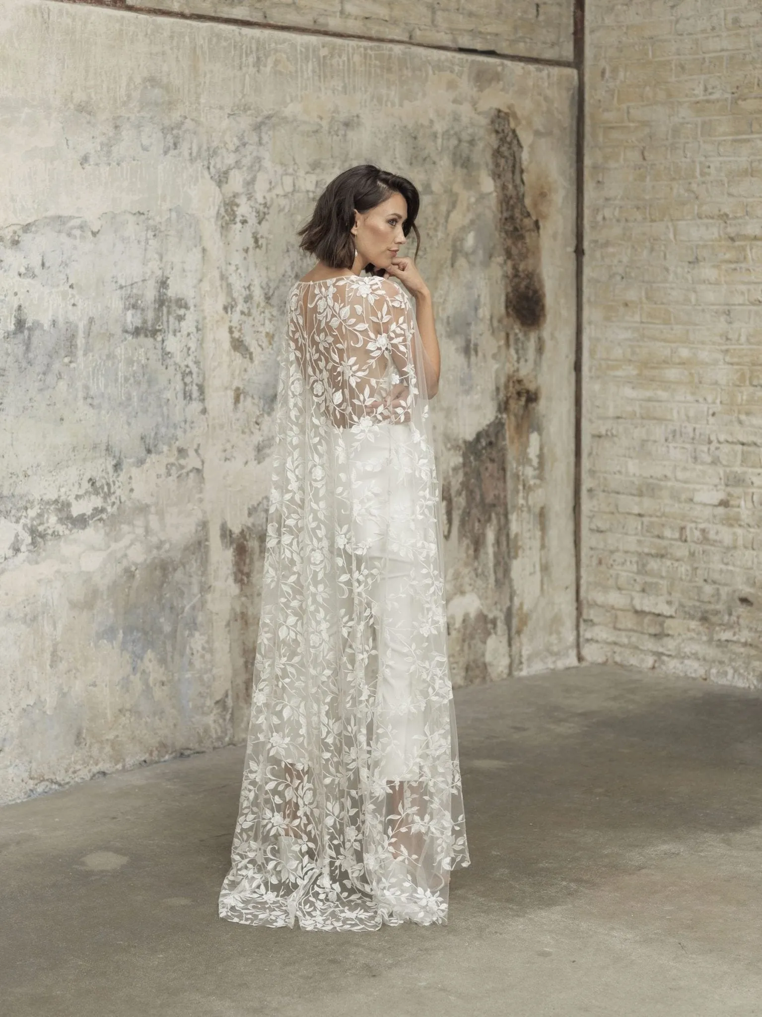 NumberSea 2024 Wedding Jumpsuit With Cape Beach Wedding Dresses V Neck Tea Length Lace Bridal Outfit Wedding Gowns