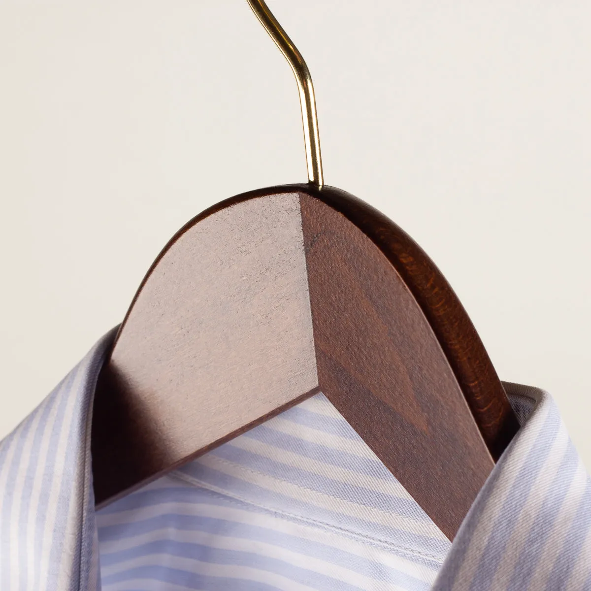 Shirt hanger set - walnut