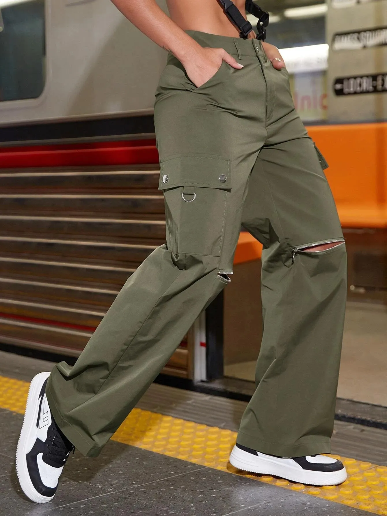 Street Zipper Pocket Cargo Pants