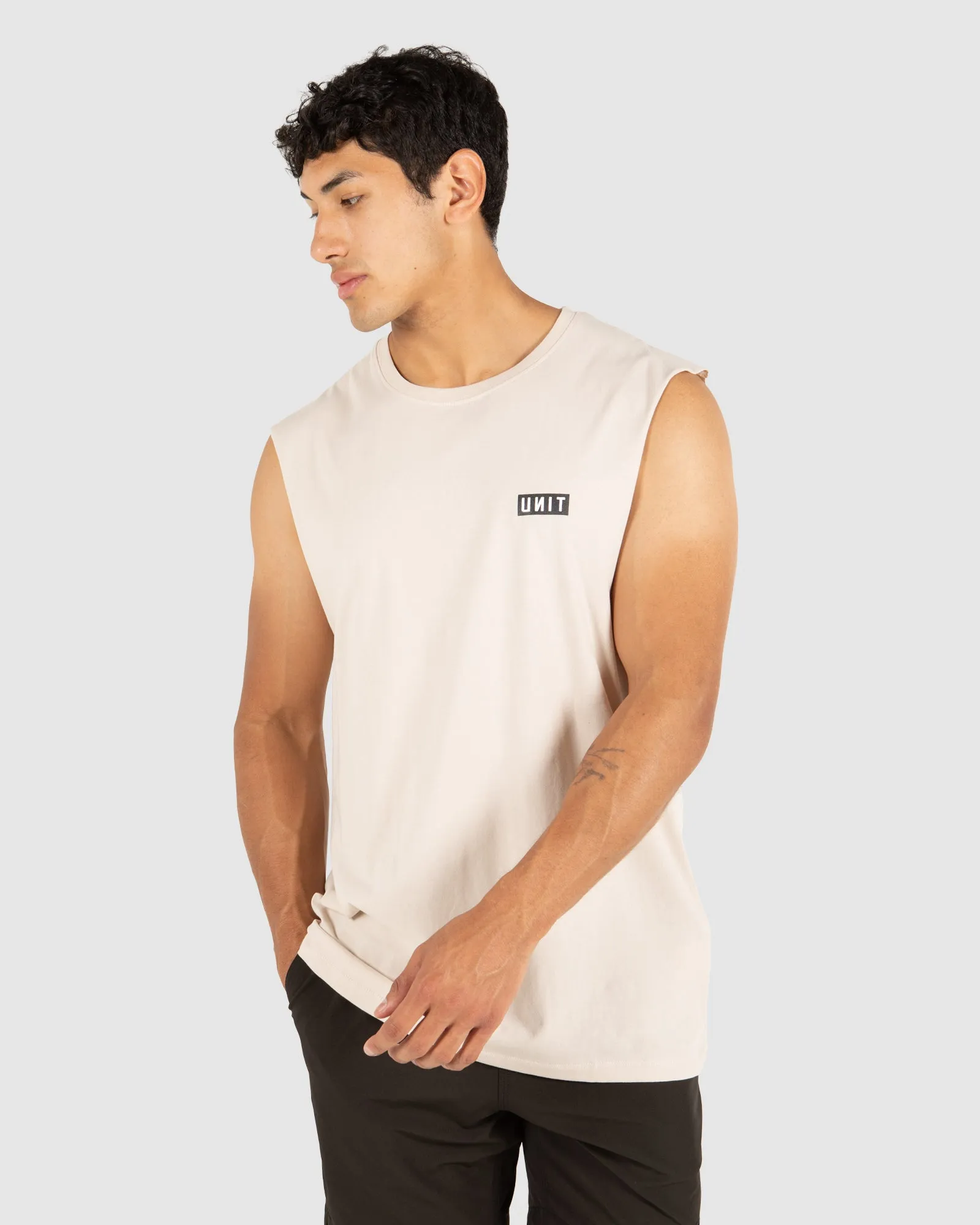 Unit Case Muscle
