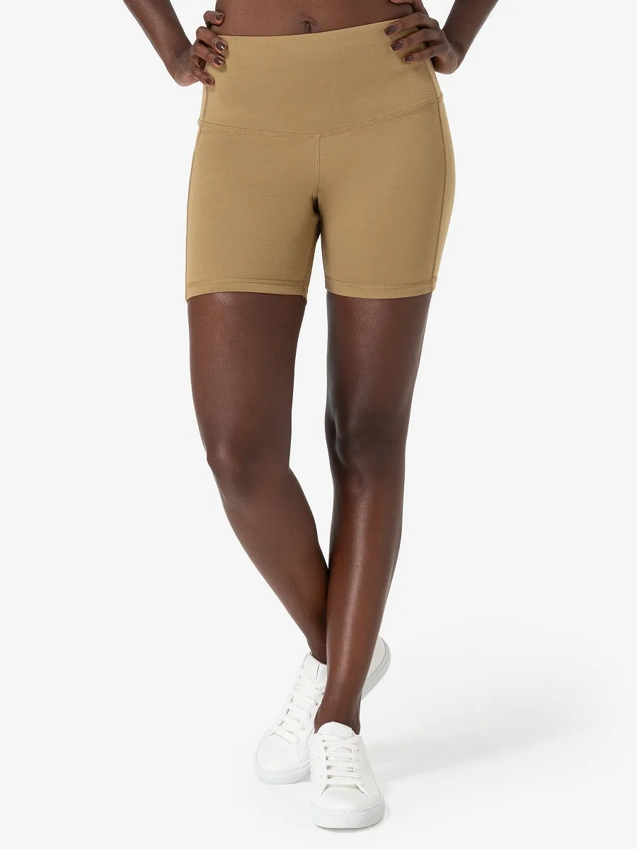 W LIQUID FLOW SHORTS