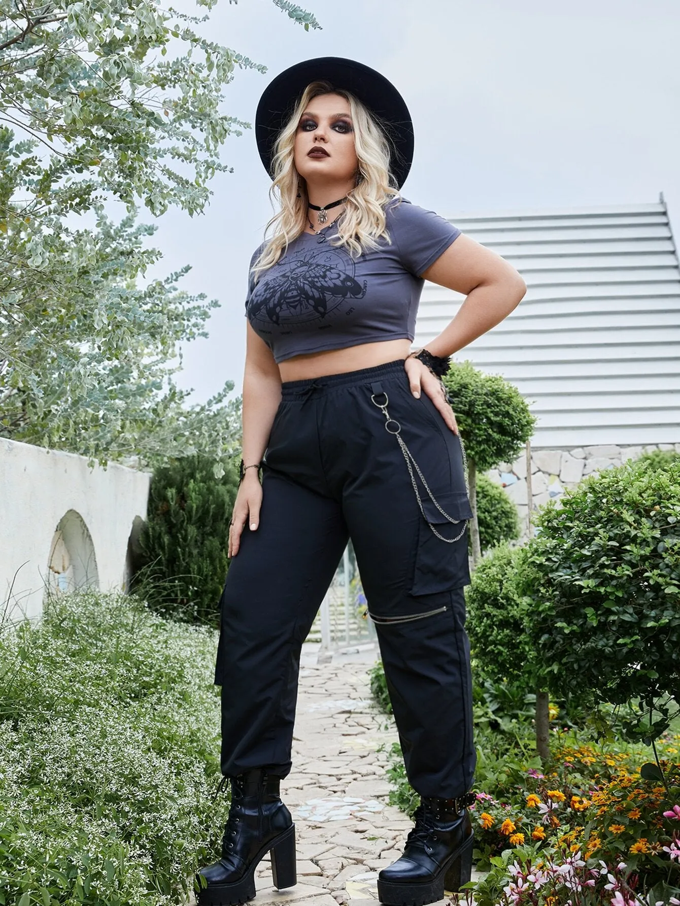 Waist Cargo Pants With Chain